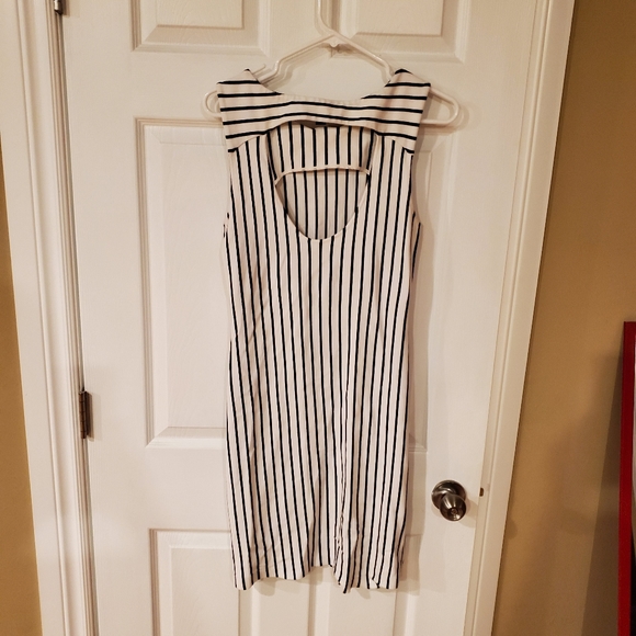 Banana Republic shift dress - Picture 4 of 4